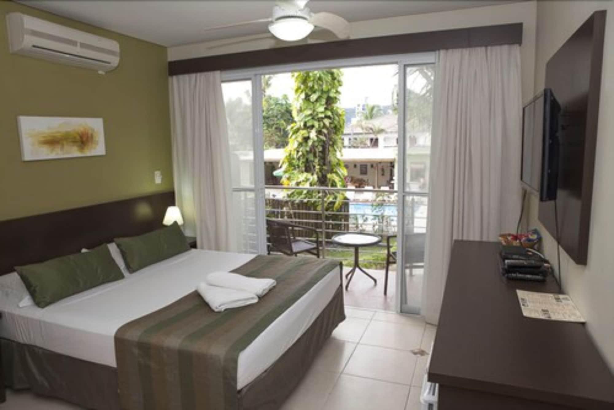 Hotel Vicino Al Mare กัวรูจา ภายนอก รูปภาพ