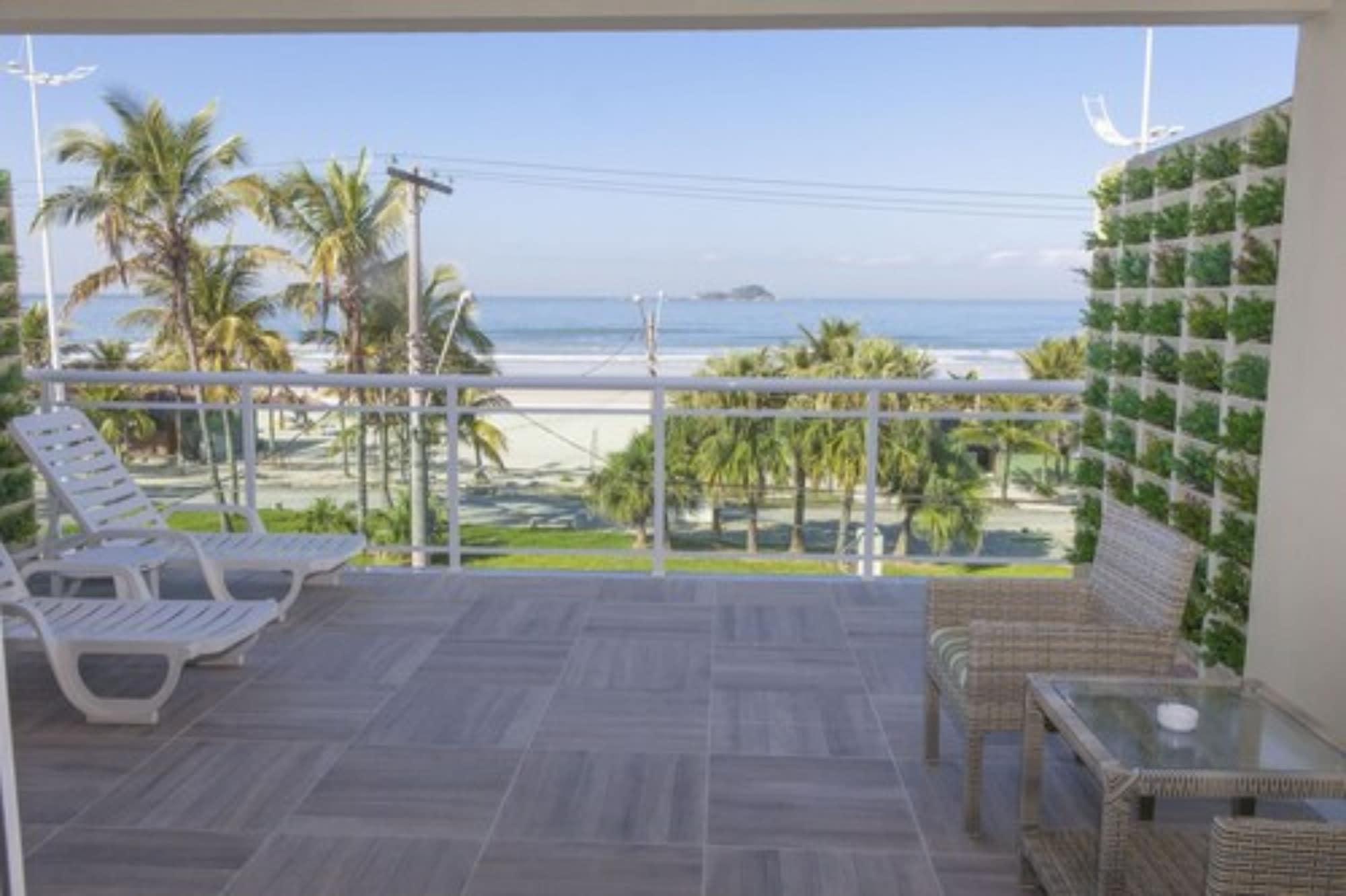 Hotel Vicino Al Mare กัวรูจา ภายนอก รูปภาพ