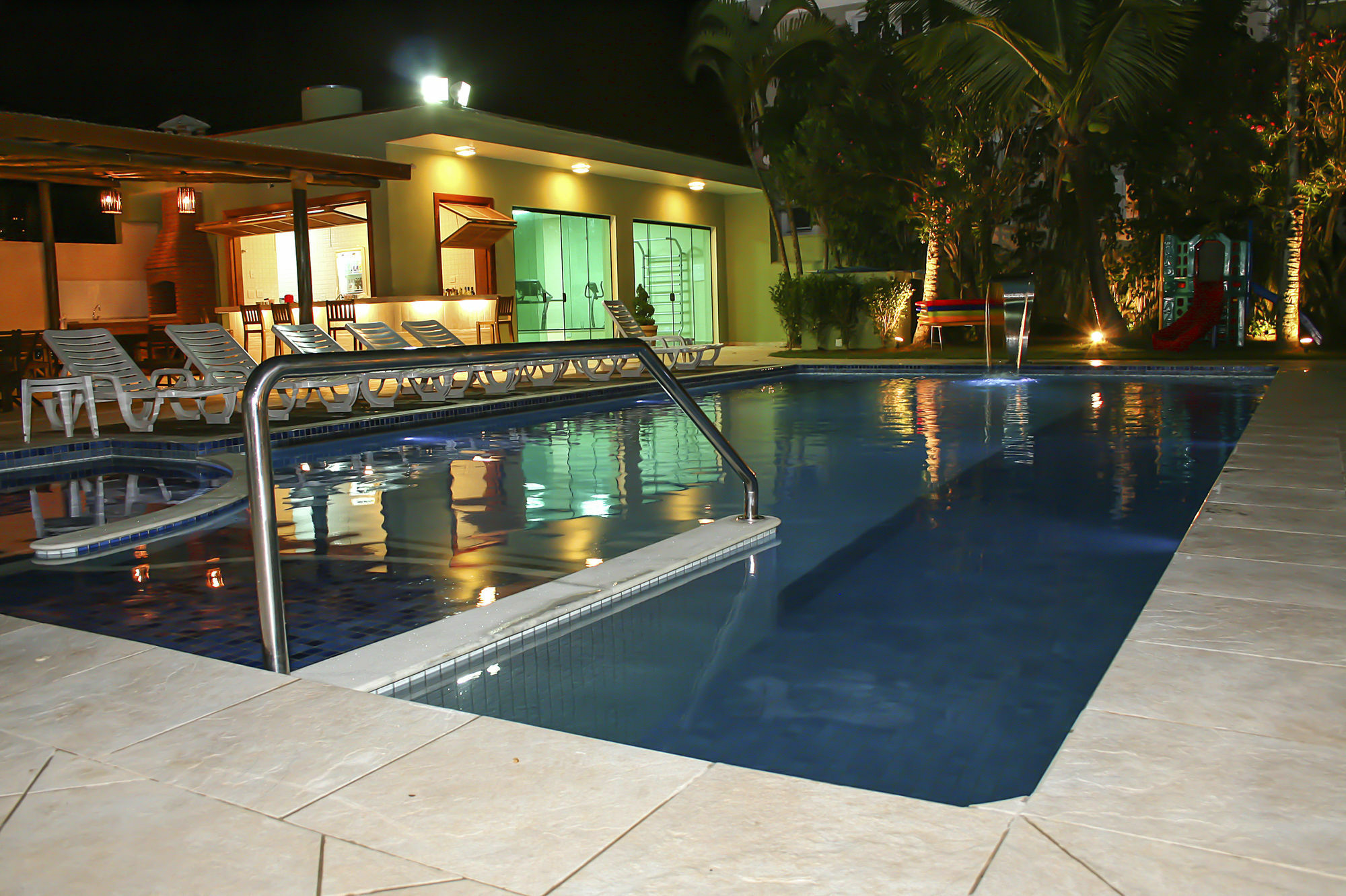 Hotel Vicino Al Mare กัวรูจา ภายนอก รูปภาพ